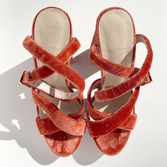 House of Harlow 1960 X REVOLVE Ari Heel Rust - Velvet Platform Sandal - size 6.5 - Picture 2 of 12